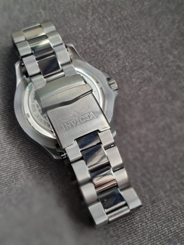 Invicta 25339 Men's Speedway Grey Dial Gunmetal IP Steel Bracelet Quartz Watch